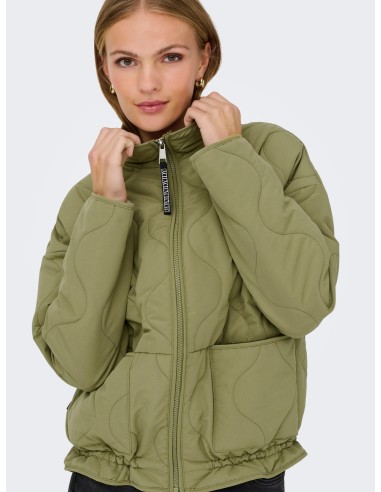 CAZADORA JDYNELLA LIFE SHORT QUILT JACKET OTW SGO Dried Herb DTM EMBOSSED MINI JDY LINING