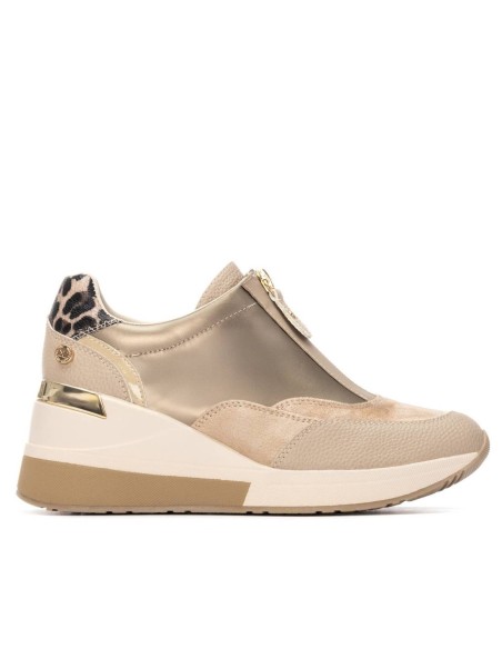 Zapatilla de mujer con cuña Xti 144655 Beige