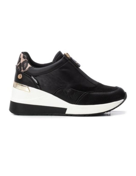 Zapatilla de mujer con cuña Xti 144655 Negro