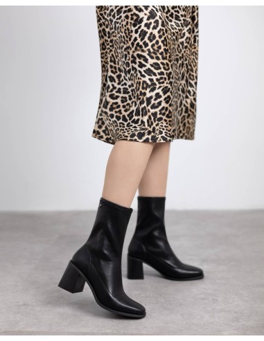 Botin de mujer con tacón Xti 144714 Negro