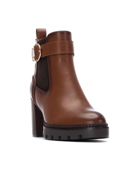 Botin de mujer con tacón Xti 144521 Camel