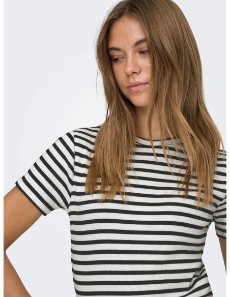 CAMISETA JDYSOLAR S/S O NECK TOP JRS NOOS Cloud Dancer BLACK