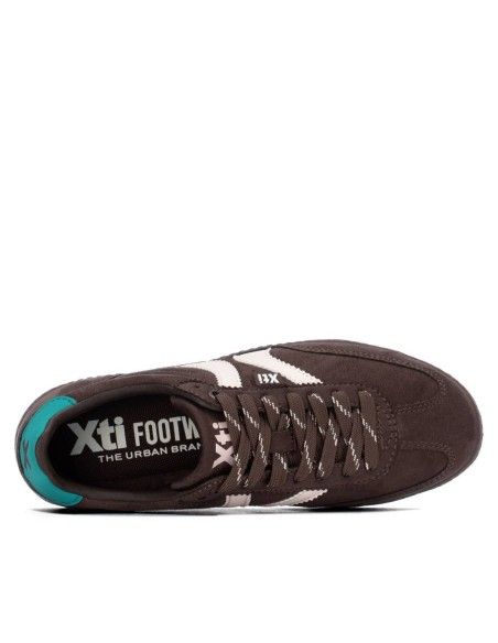 Zapatilla de mujer plano Xti 146125 Marrón