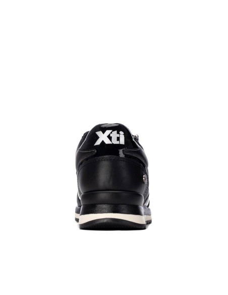 Zapatilla de mujer plano Xti 146371 Negro