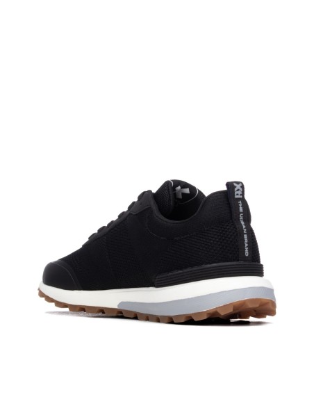 Zapatilla de hombre plano Xti 146730 Negro