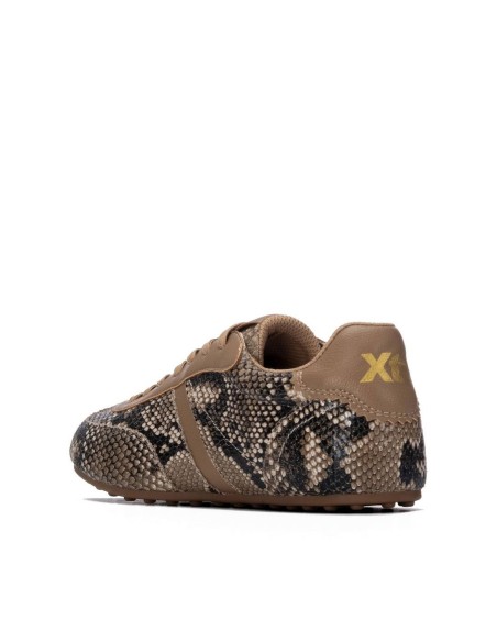 Zapatilla de mujer plano Xti 146153 Serpiente