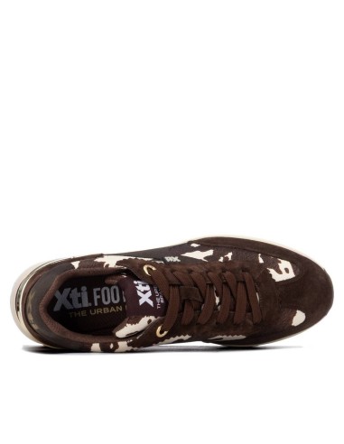 Zapatilla de mujer con cuña Xti 146367 Marrón