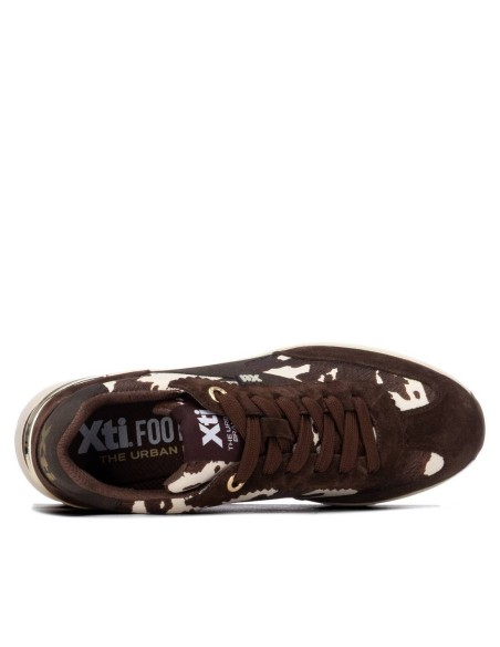 Zapatilla de mujer con cuña Xti 146367 Marrón