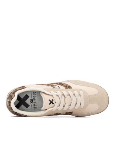 Zapatilla de mujer plano Xti 144587 Leopardo