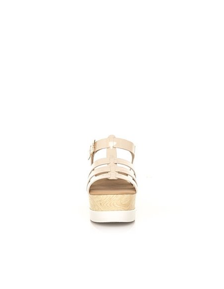 SANDALIAS CON PLATAFORMA LIBBY PATENT NUDE MUSTANG