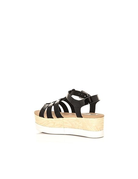 SANDALIAS CON PLATAFORMA LIBBY PATENT NEGRO MUSTANG