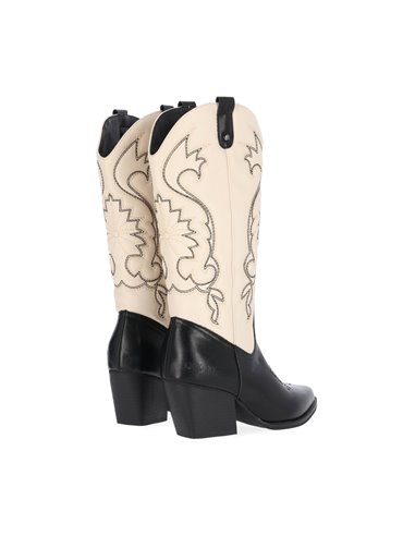BOTA CAMPERA CHIKA10 APACHE 10 Black/Negro