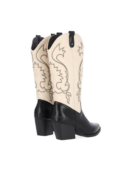 BOTA CAMPERA CHIKA10 APACHE 10 Black/Negro