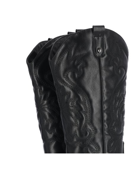 BOTA CAMPERA CHIKA10 APACHE 10 Full Black/Negro